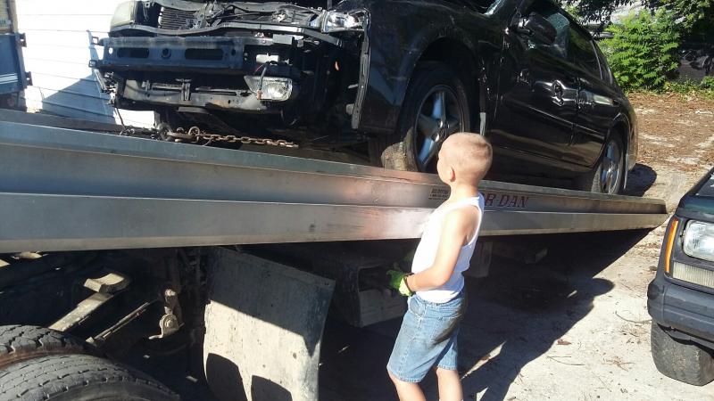 Mike's Junking - We Buy Junk Cars